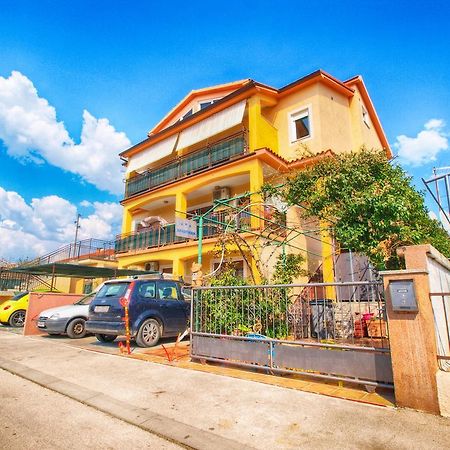 Apartment Snezana 1200 Фажана Экстерьер фото