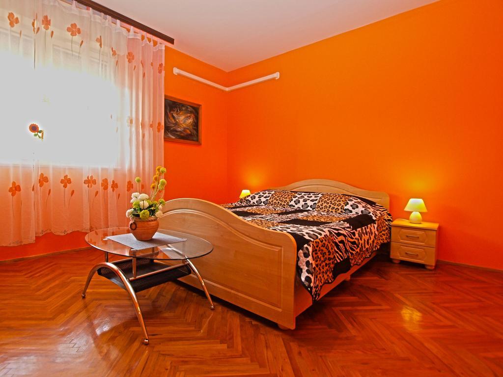Apartment Snezana 1200 Фажана Экстерьер фото