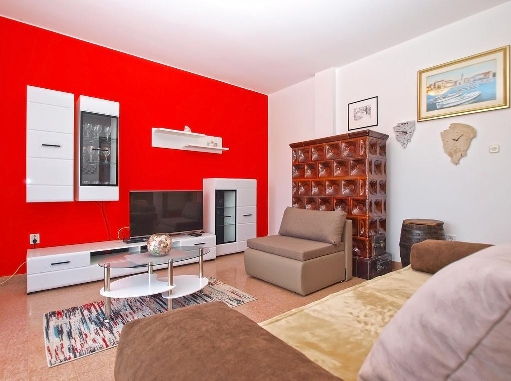 Apartment Snezana 1200 Фажана Экстерьер фото