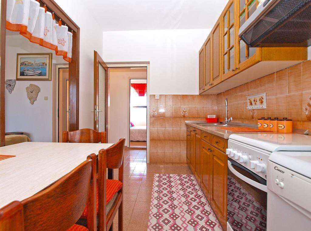Apartment Snezana 1200 Фажана Экстерьер фото